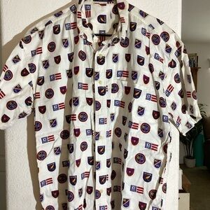 Chaps White Shield Pattern Button Down Shirt